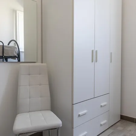 Apartment Grecale *